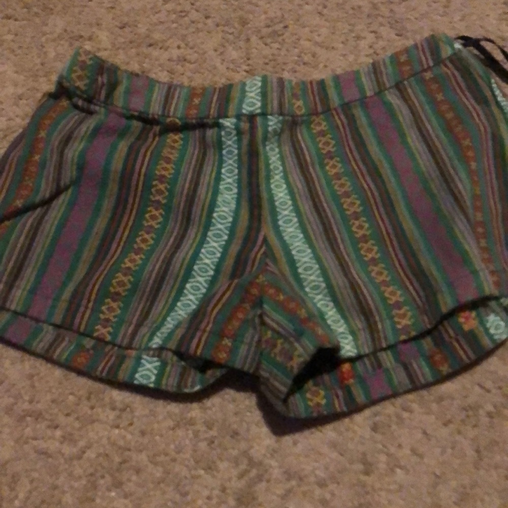 Patterned shorts